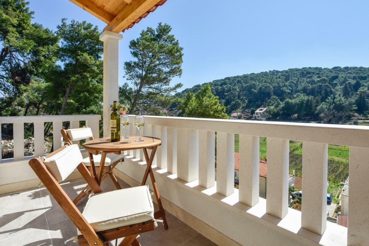 Villa Mar 1 - Luxury Apartments Pucisca Luaran gambar